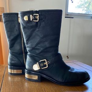 Vince Camuto boot women’s size 10 black leather with gold accents
